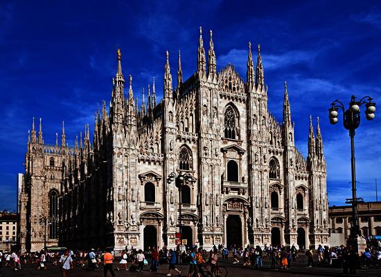 Duomo 15 Minuti Hotel Milánó Kültér fotó